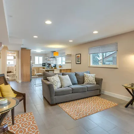 Quiet Denver Apt About 9 Mi To Dtwn Ski, Hike And More!